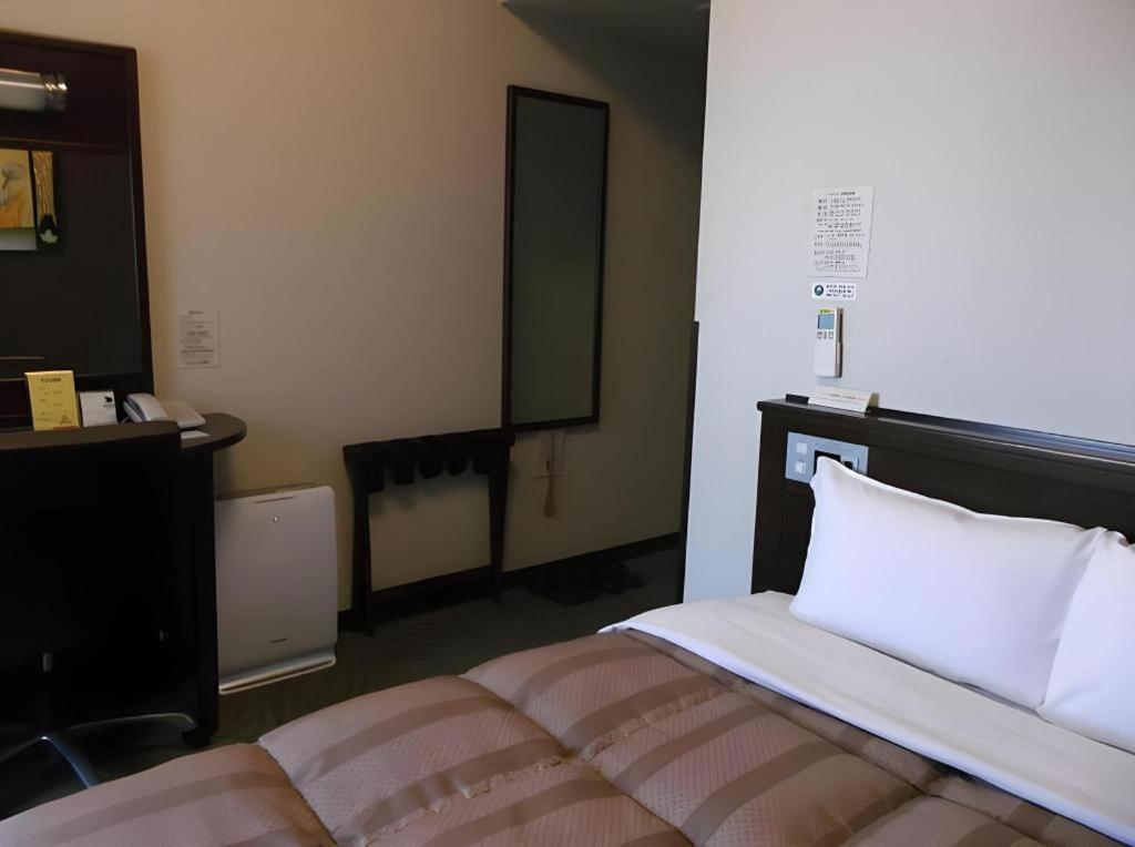 Hotel Route Inn Hirosaki Ekimae Εξωτερικό φωτογραφία